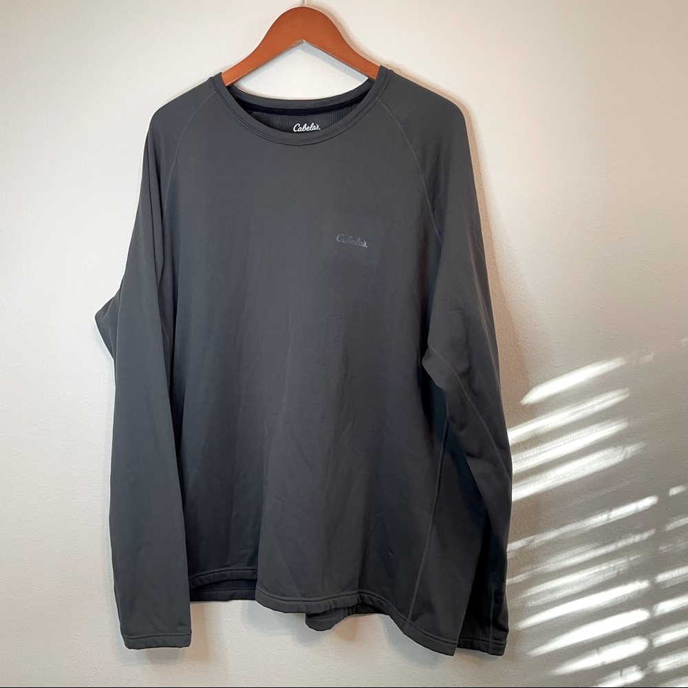 Cabela's Gray Mid Weight Sweatshirt